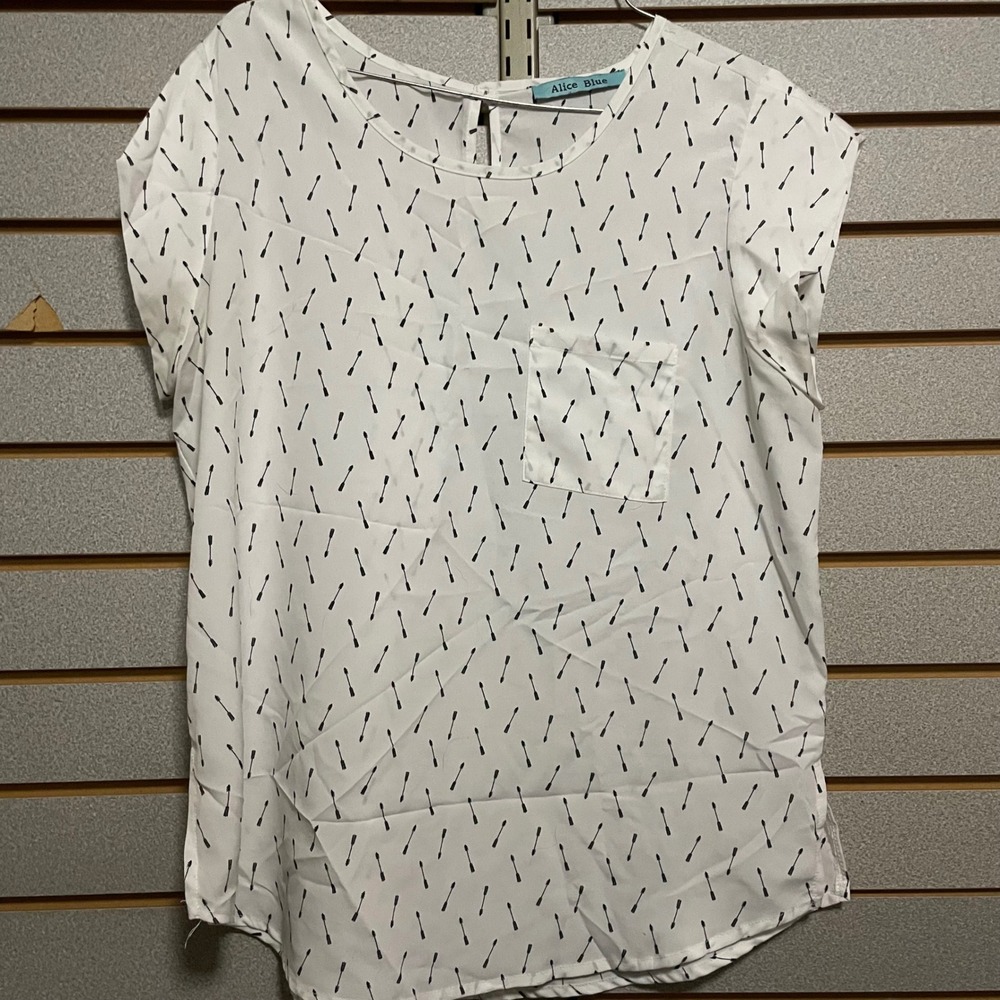 Alice Blue Womens M White Black Arrow‎ Print Short Sleeve Pocket Tunic Top